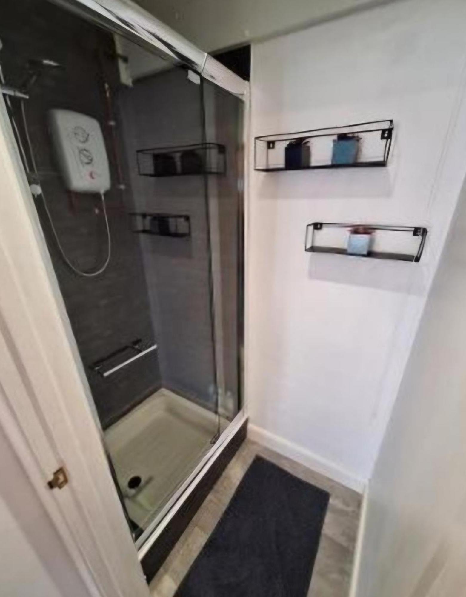 Beautiful 2 Bedroom Annexe In Popular Town Location Narberth Exterior foto